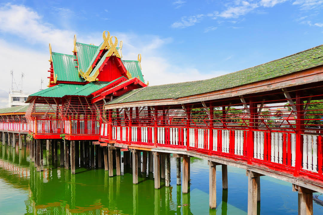 Samutprakarn Crocodile Farm and Zoo