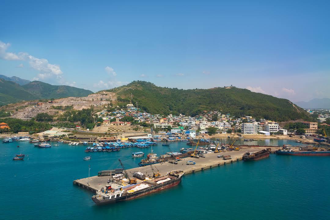 Cầu Đá