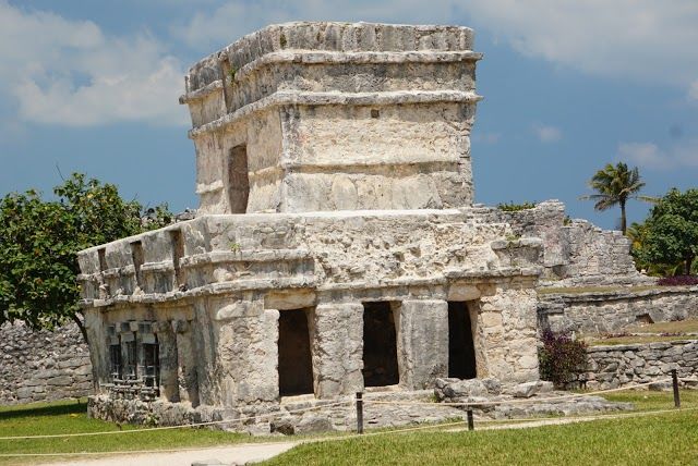Pyramid El Castillo