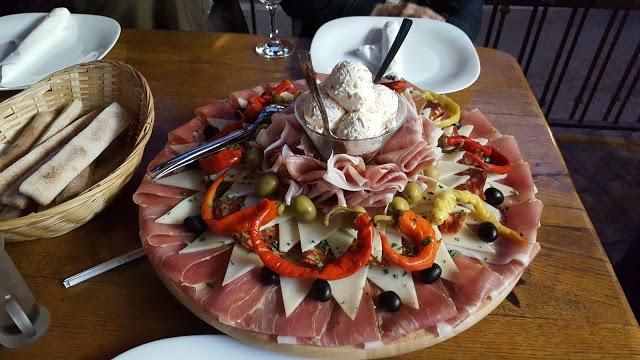 Restaurant-pizzeria Delfino Lovran