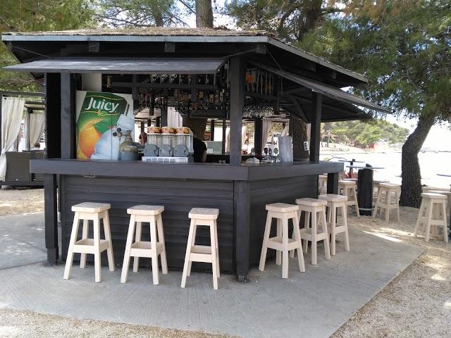 Galapagos Cocktail Bar