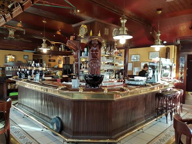 Skiff Restaurant