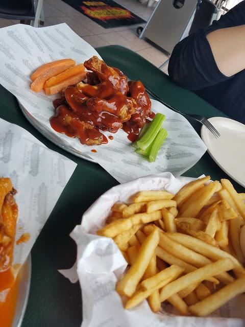 Chiltepino's Wings Rosarito Mall