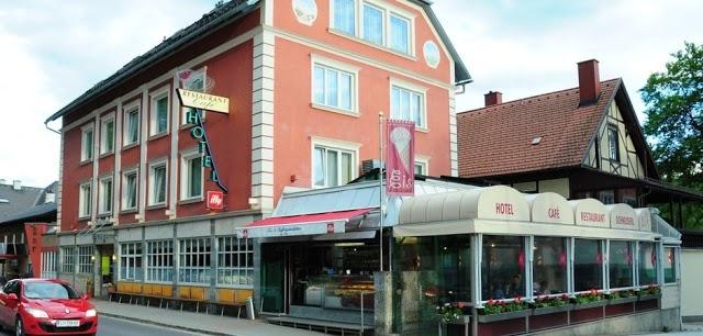 Hotel - Restaurant