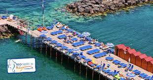Leonelli's beach