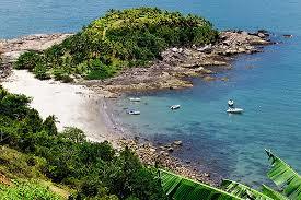 Praia das Calhetas