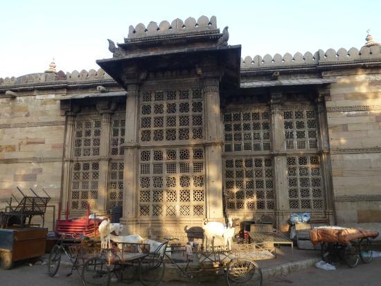 Ahmad Shah's Tomb