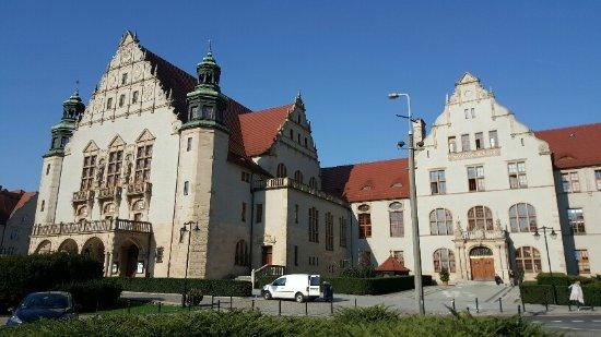 Adam-Mickiewicz-Universität Posen