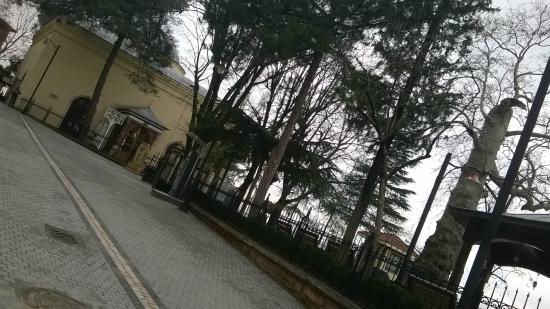 I. Murat Hudavendigar Mosque