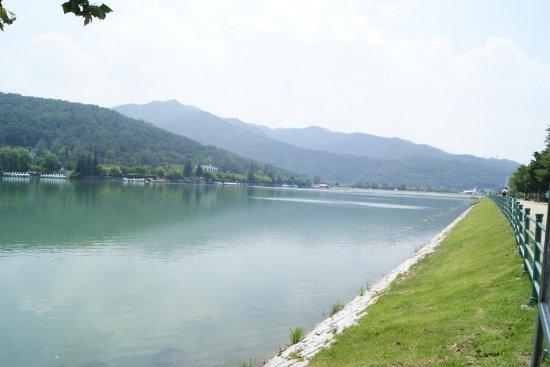 Suseongmot Lake