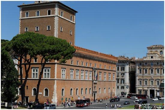 Venezia Sarayı