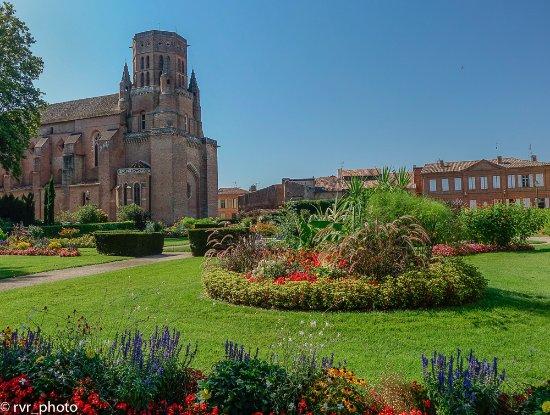 Cathedrale Saint-Alain