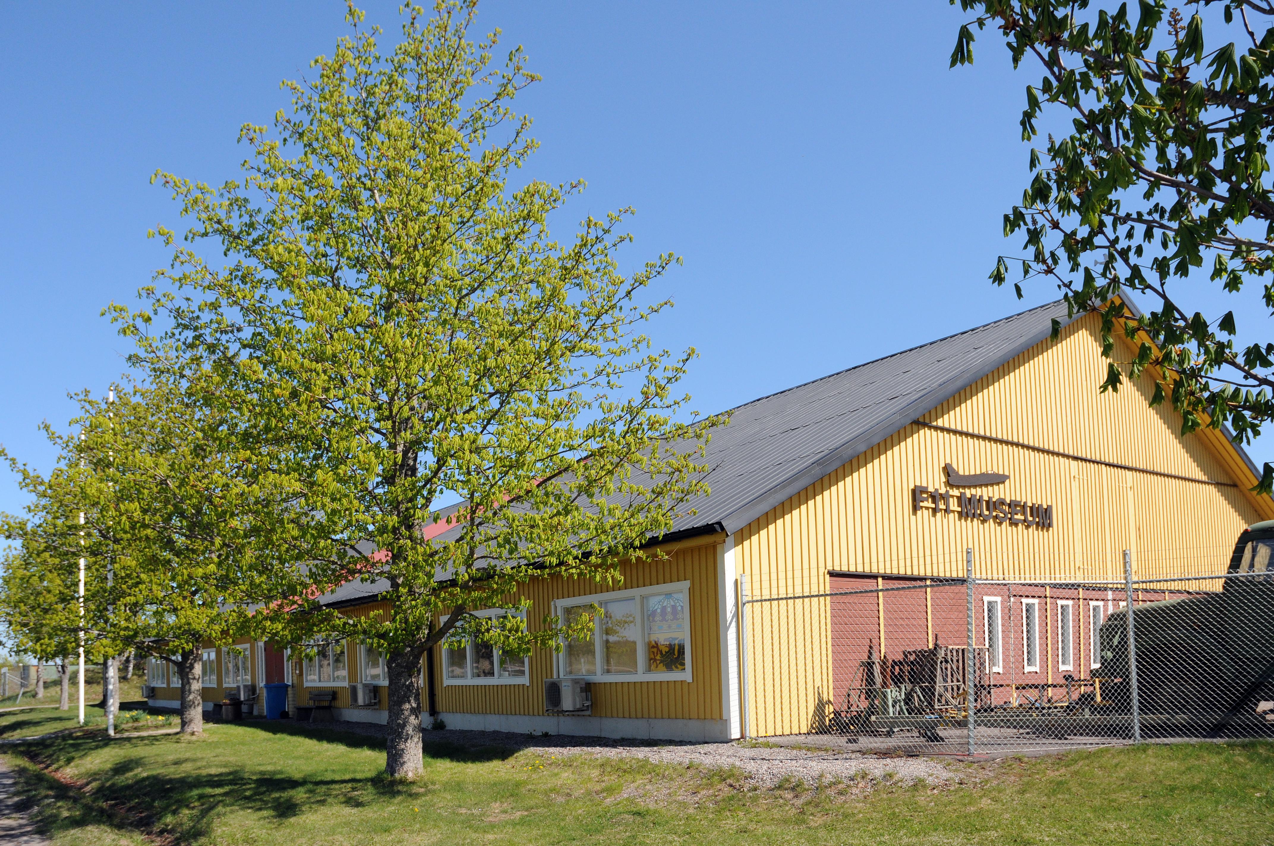 Muzeum Samolotów F11
