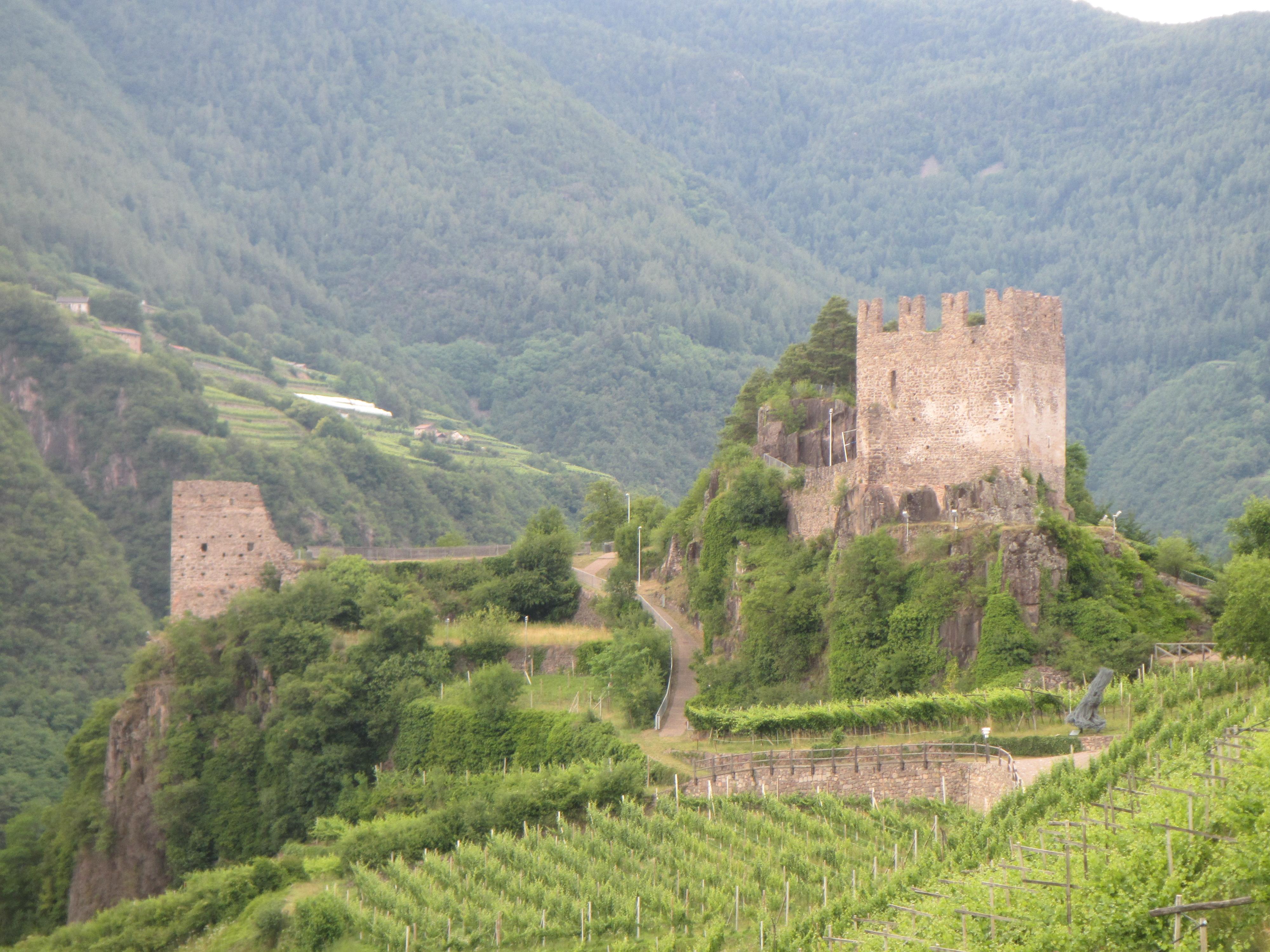 Castello di Segonzano