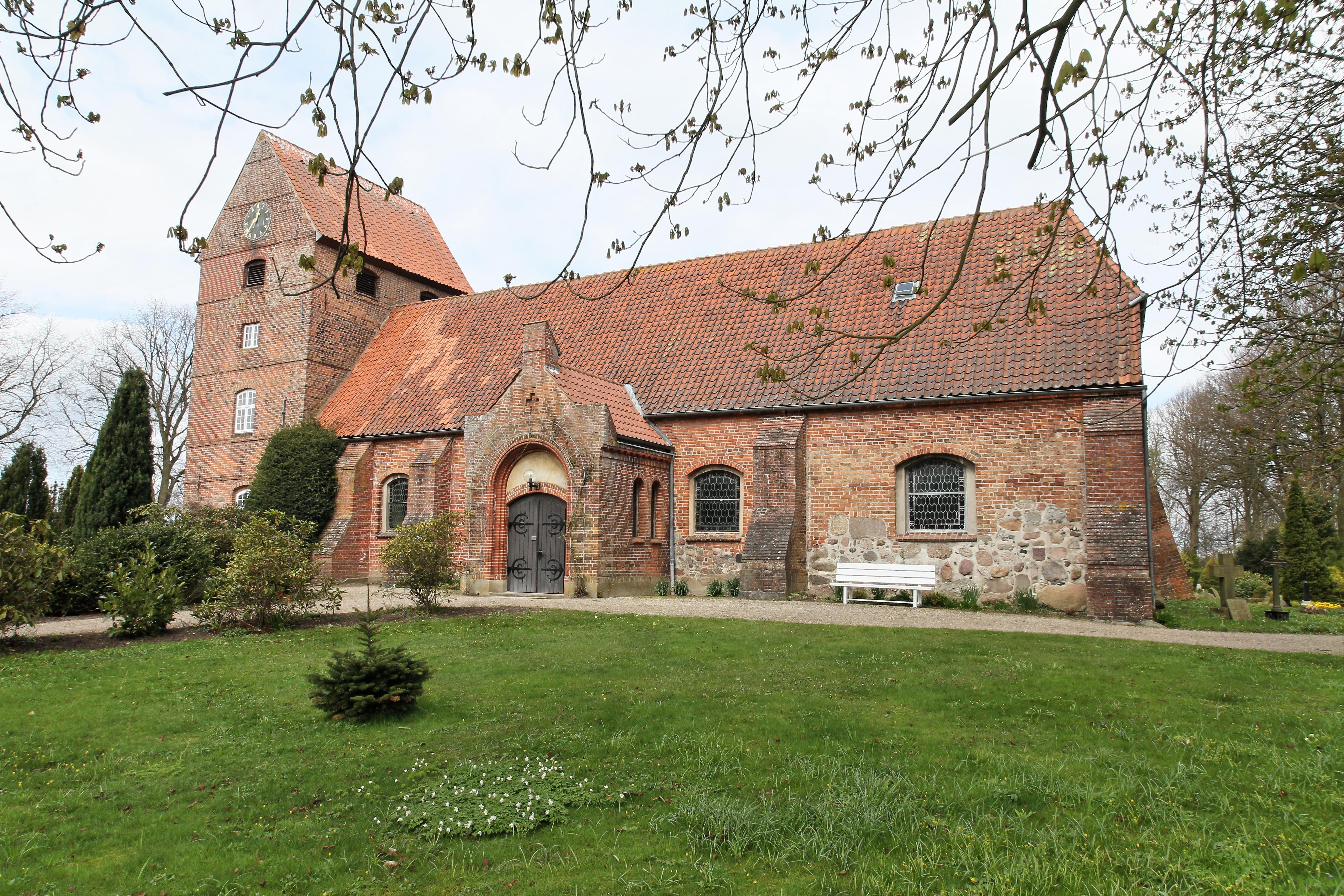 Kirche Kleinwaabs