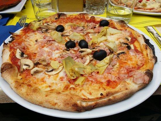 La Piazza