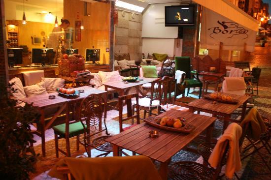Bora Cafe