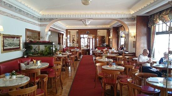 Cafe Hartmann