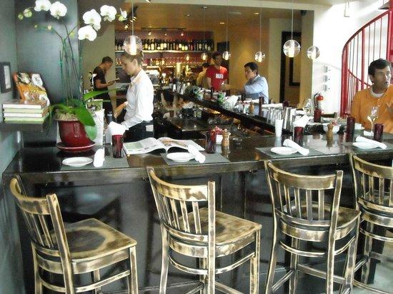 Michael's Genuine Food & Drink