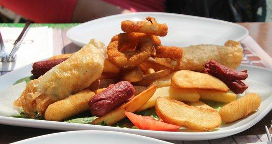 Castle Cafe & Bistro