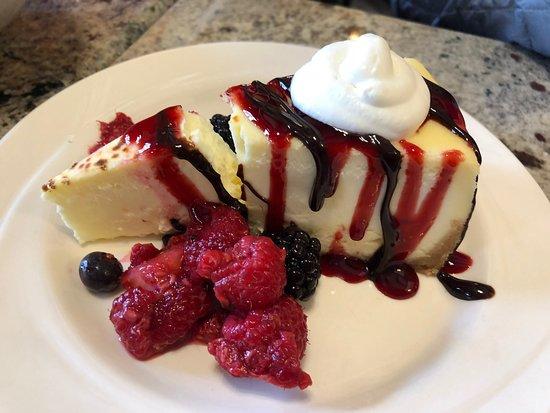 The Peaks Restaurant at Wuksachi Lodge