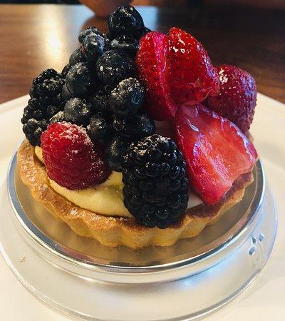 Paris Baguette Bakery Cafe