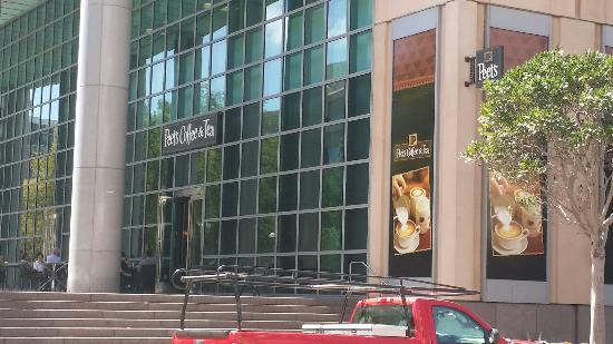 Peets Coffee and Tea