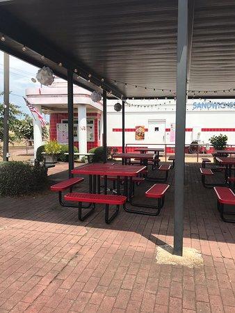 Bop's Frozen Custard