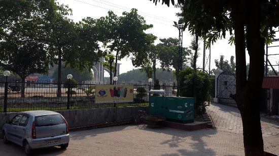 Nathu's Restaurant and Garden City Resorts