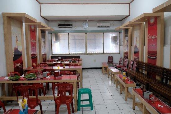 Nasi Jamblang Mang Dull