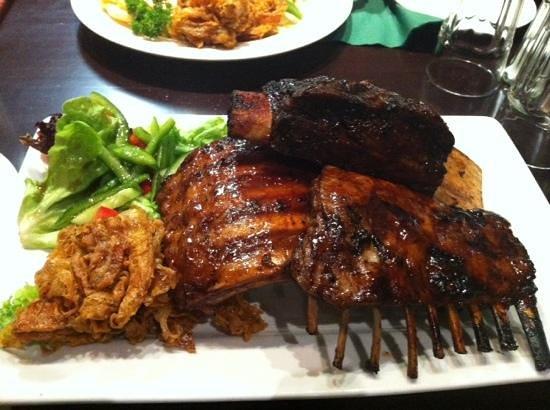 Safari Club Bar & Grill