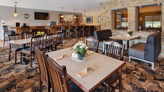 Cliffhanger Restaurant & Bar