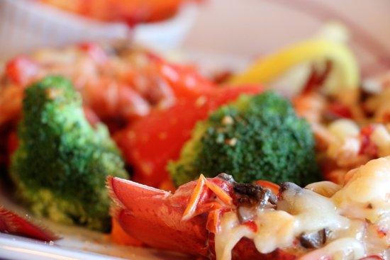 Rum Runner Restaurant & Lounge