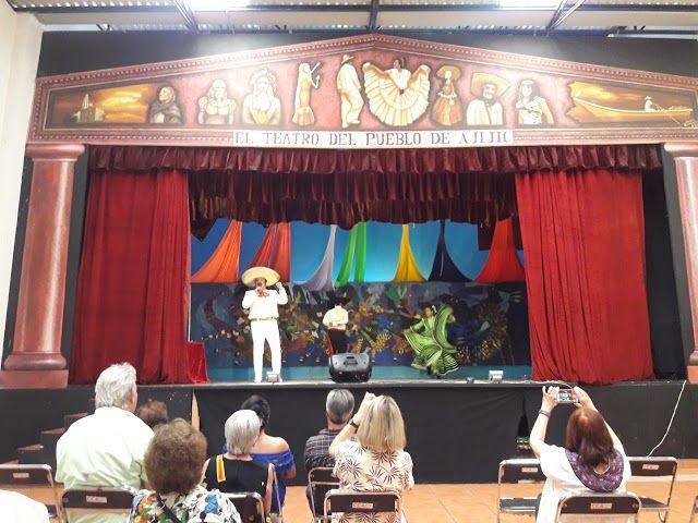 el Centro Cultural