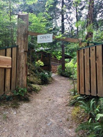 Skookumchuck Bakery & Cafe