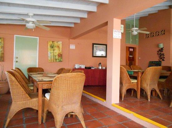 Hott Pott Cuisine at The Courtyard Bistro