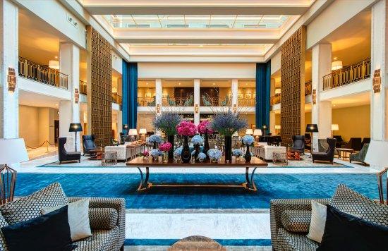 Lobby Bar