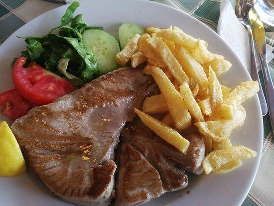 Manos Restaurant