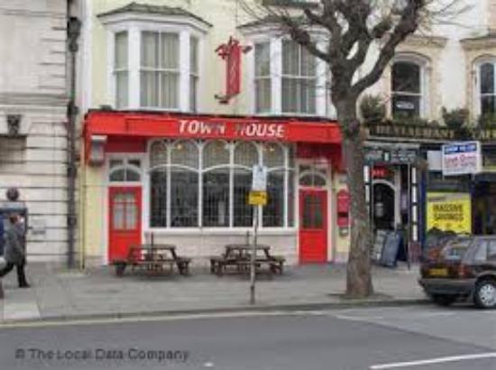 The Town House Public House