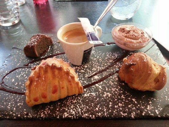 Monplaisir Cote Cour