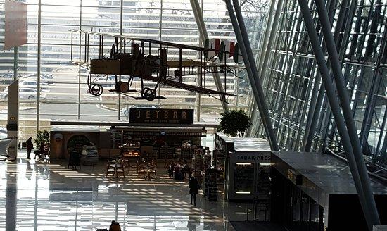 Caproni Bar Bratislava Airport