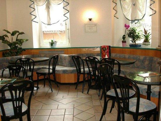 Eiscafe Riviera