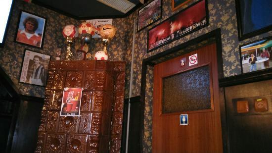 Old Lady's Pub