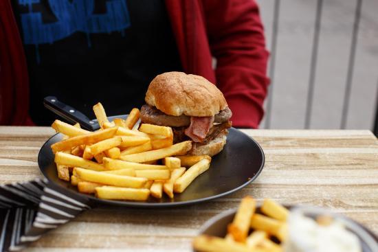 Kauppuri 5 Burgers