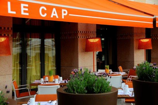 The C Bar