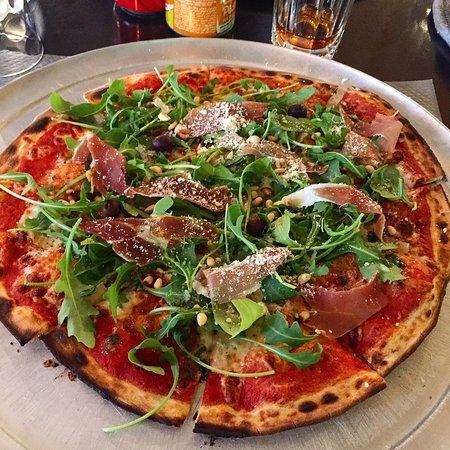 Pizza Flo