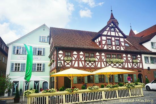 Am Kreuzgang