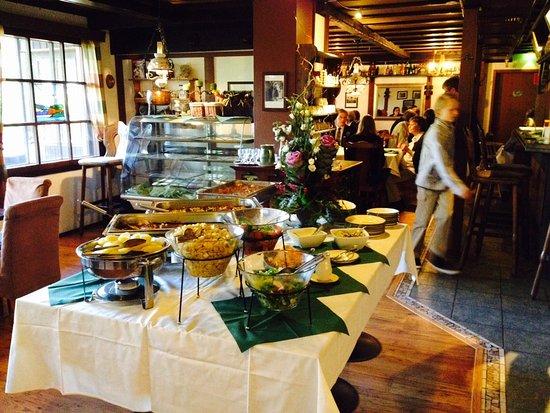 Cronin's Cafe & Guesthouse B&B