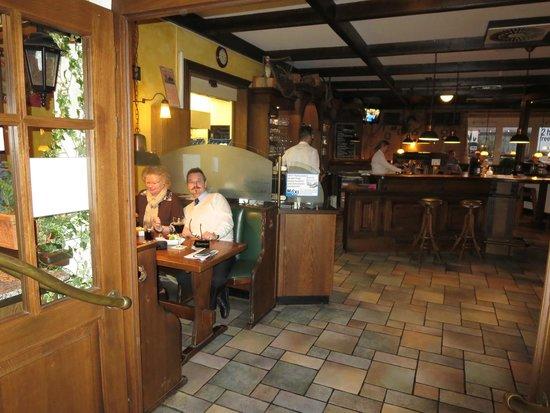 Maxi Restaurant