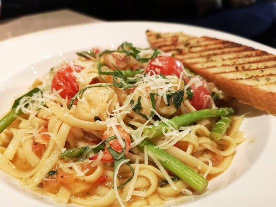 Mani's Gourmet Cafe
